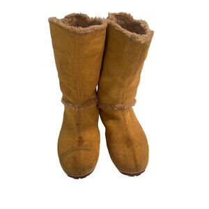 Timberland Womens 9W Tan Suede Fur-Lined Tall Boots With Rubber Soles